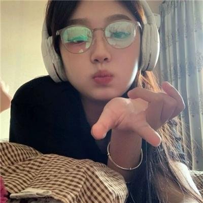 洛瑞太太和她的儿子